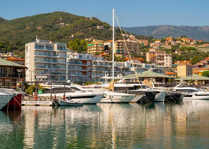 Apartman Family Space - Beaches 900m - Wifi - Smart Tv